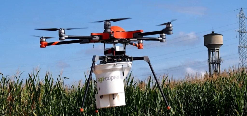 Multicopter, Drohnen oder Unbemannte Luftfahrzeuge – wie man sie auch nennt, ni der Landwirtschaft können sie nützliche Dienste erweisen. (C) http://www.agri-copter.com