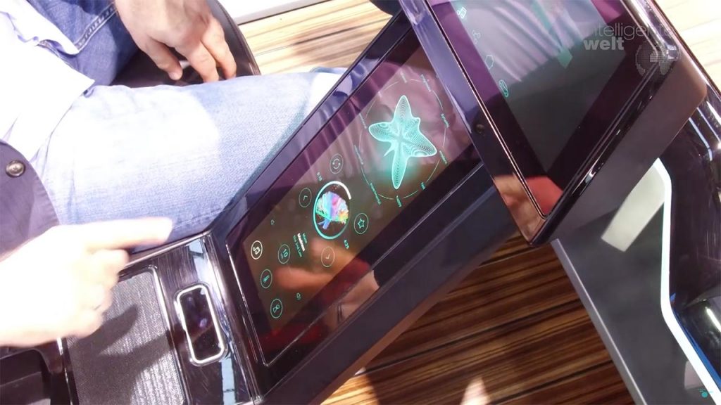 Die Gestensteuerung im Concept Car von Bosch basiert auf Ultraschallsensoren.